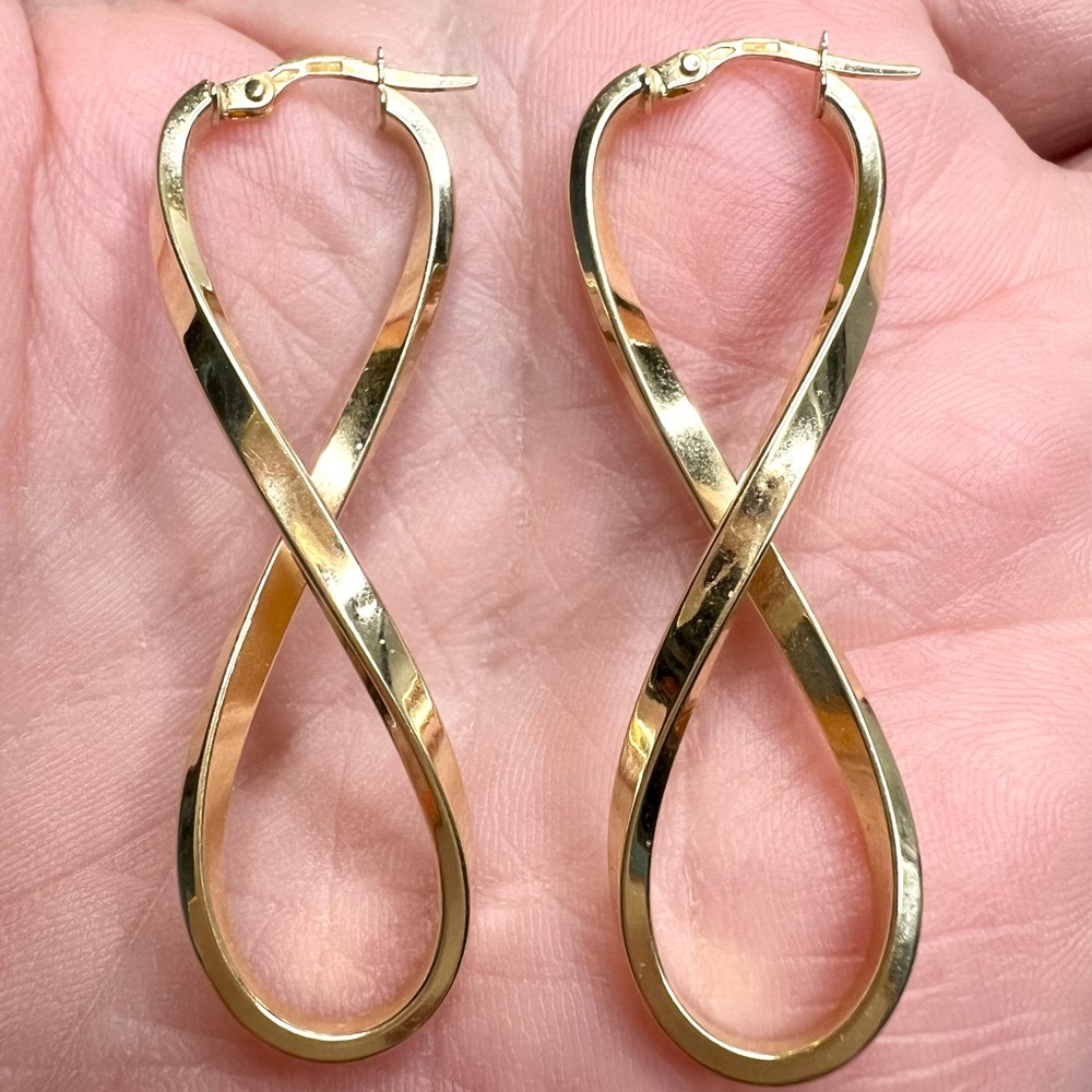 18k Gold Infinity Earrings